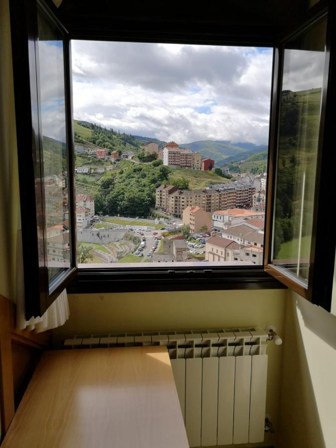 Hotel Alina Cangas De Narcea Exterior photo
